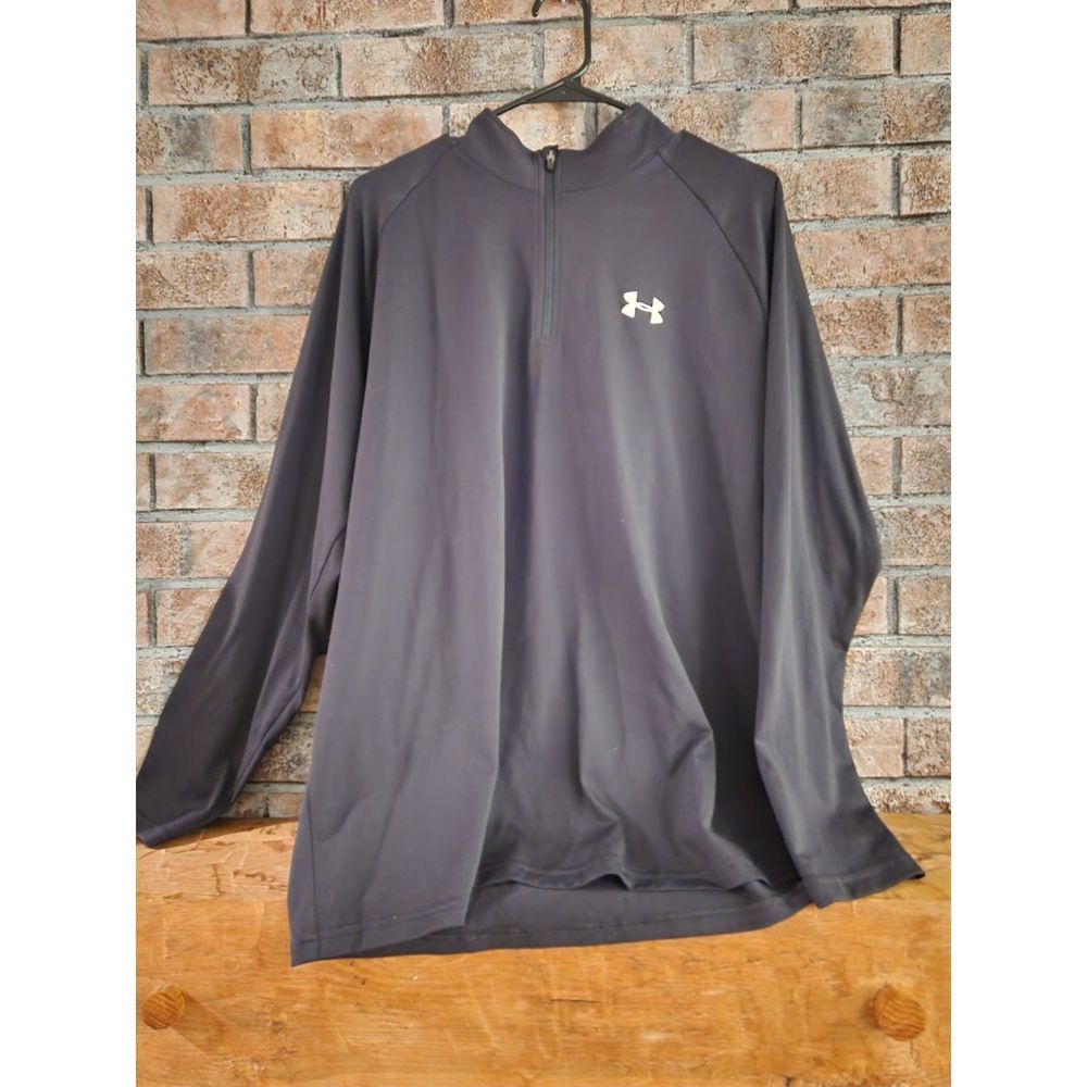 Under Armour Heat‎ Gear Long Sleeve Loose Men’s quarter zip pullover Size L